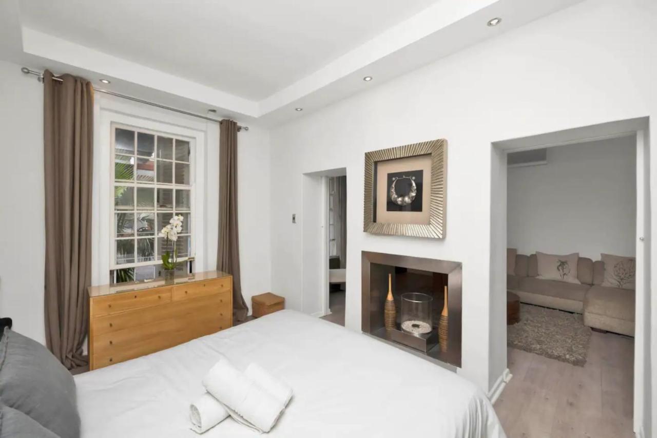 Charming Townhouse In De Waterkant เคปทาวน์ ภายนอก รูปภาพ