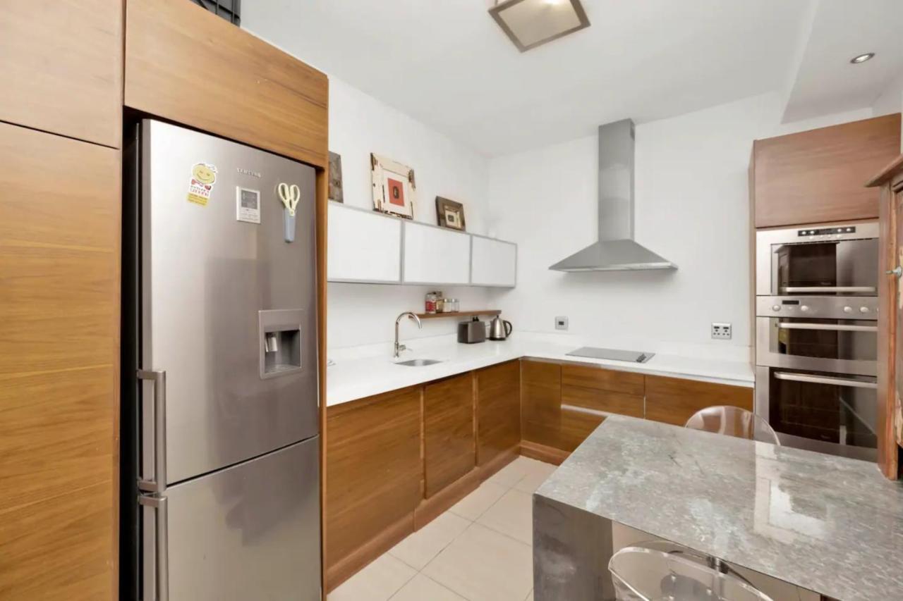 Charming Townhouse In De Waterkant เคปทาวน์ ภายนอก รูปภาพ