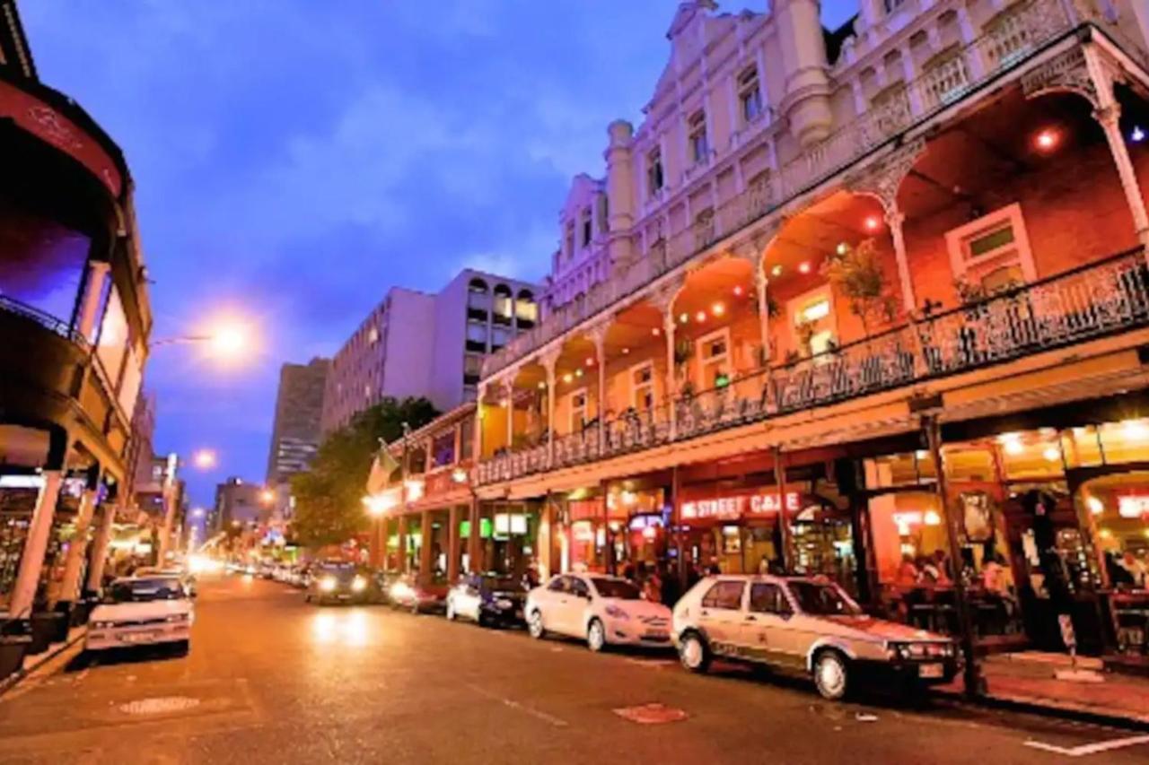 Charming Townhouse In De Waterkant เคปทาวน์ ภายนอก รูปภาพ